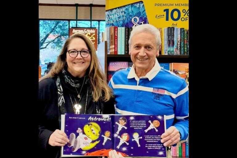 Gwen Renee' and Astronaut Dr. Larry DeLucas