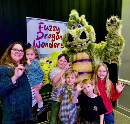 Gwen Renée and her grandchildren